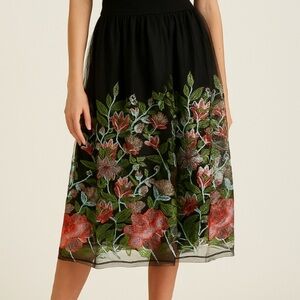 Magic Black Witchy Whimsigoth Skirt Pull On  Floral Embroidered Holiday Size L